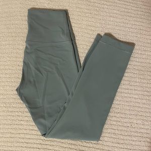 Lululemon size 4 | Wunder Train HR crop 23”